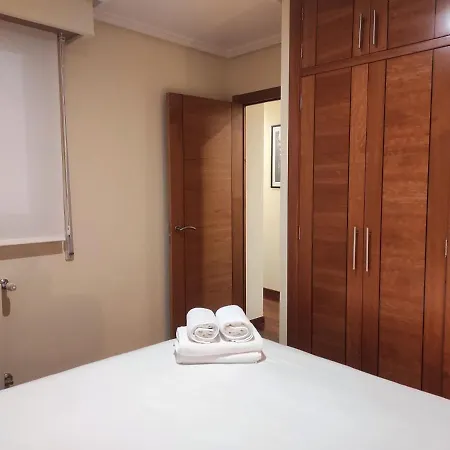 1a. Disfruta De Su Balcon Sobre El Casco Viejo. Апартаменты Оренсе